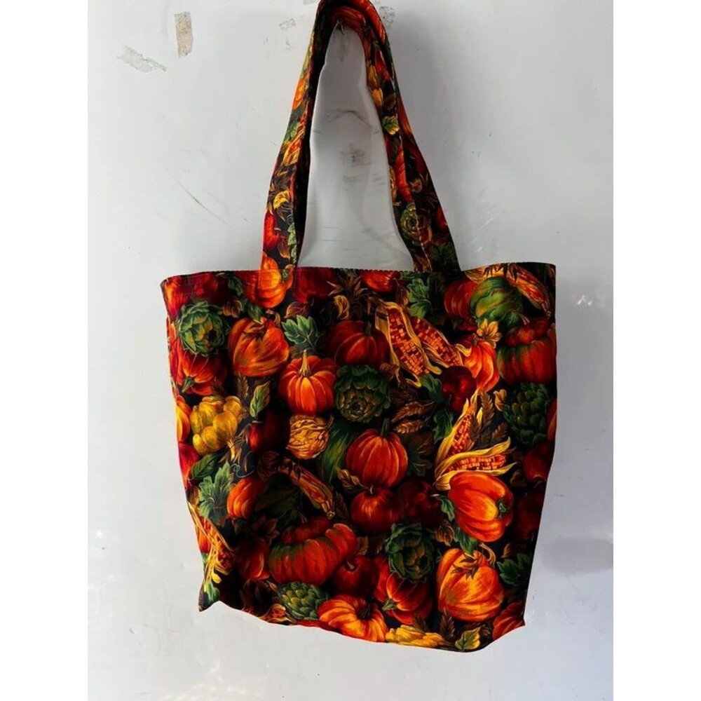 Fall pumpkin autumn cozy core bag
